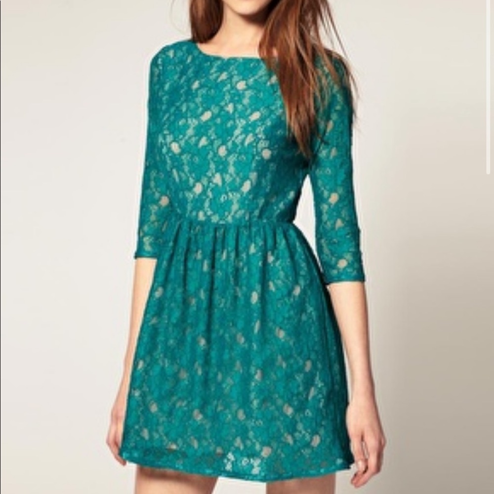 Teal, lace, lined French Connection A-line dress, 3/4 sleeves.